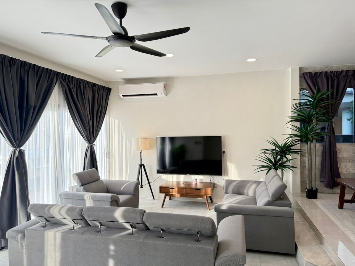 Planning a Group Getaway or Event in Kuantan: Villas with Pools