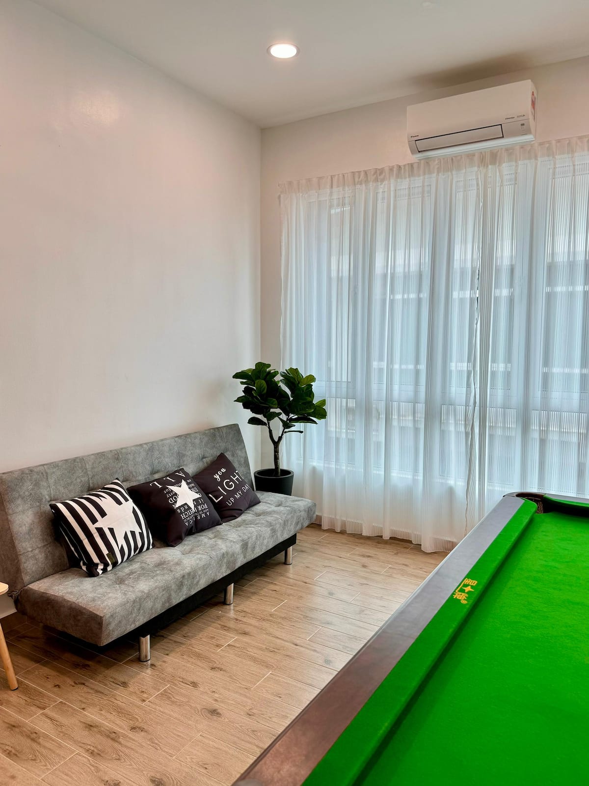3-Storey Luxury House · June's — photo 12 of 66