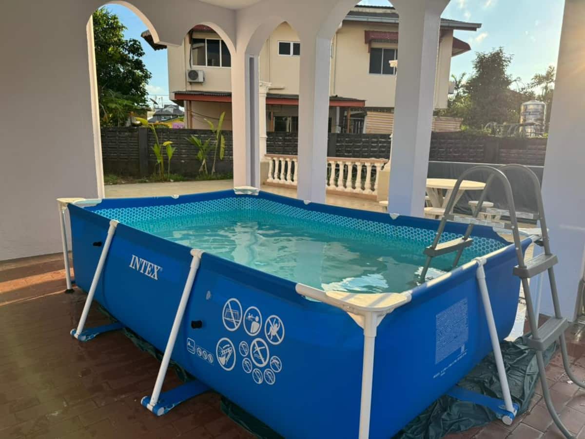 Teluk Cempedak Bungalow · Pool — photo 22 of 26