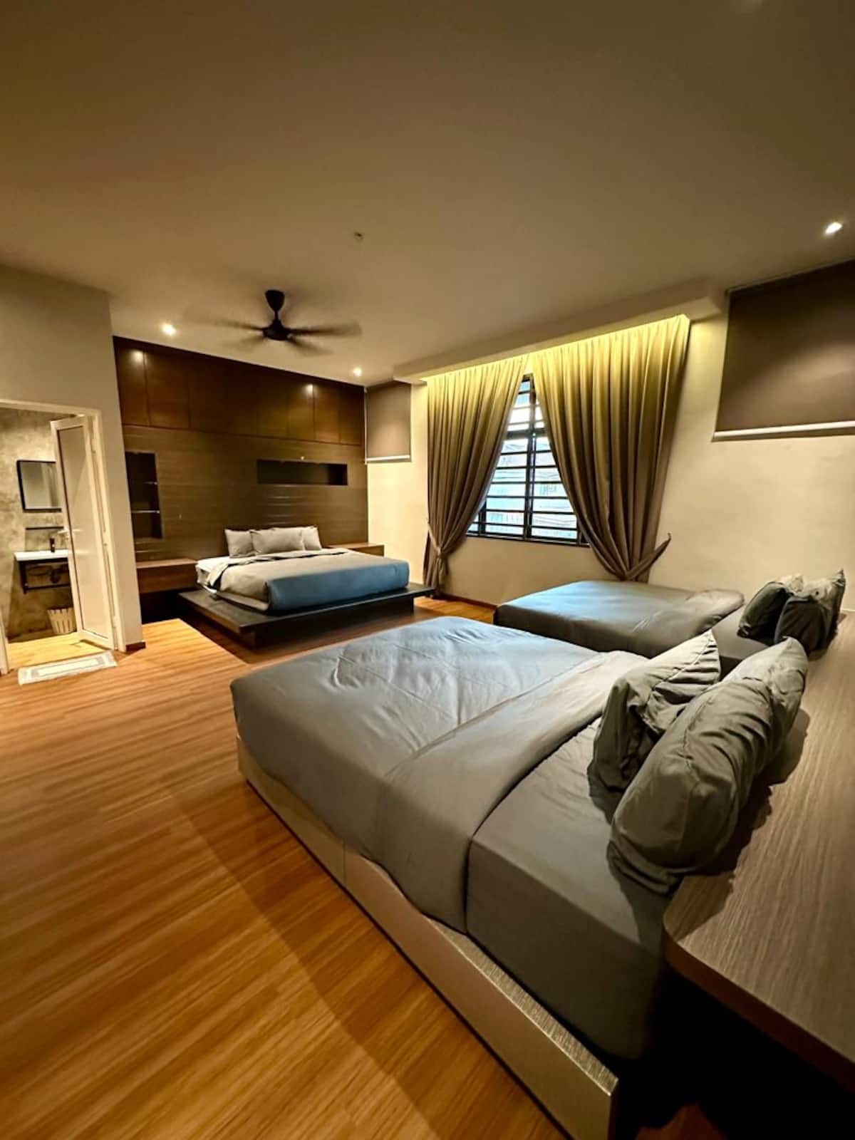 Cosy Big House · 4B4B — photo 2 of 18